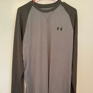 UA long sleeve shirt